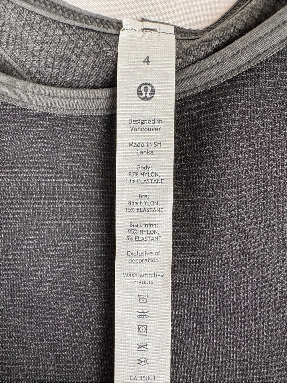 Lululemon Seamless Mesh Supportive Training Tank Top Gray Women’s 4 Retail $68 - Picture 4 of 4